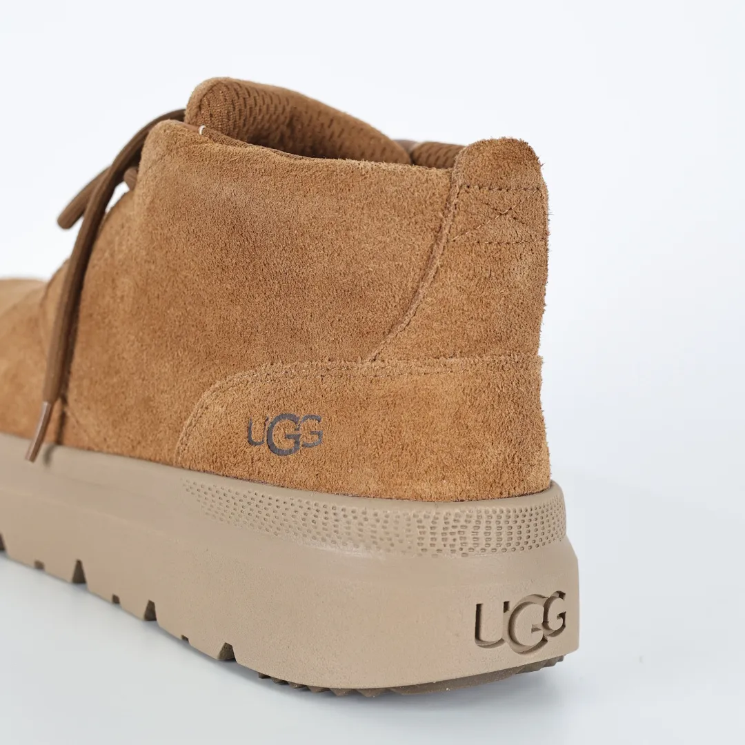 Copywriting price 💰700 Core recommendation Good price UGG sheepskin and fur integrated snow boots men's boots platform foreign trade exclusive UGG Burleigh Chukka men's mid-top snow boots 1151773 Produced by the ten-year-old brand shoemaking foundry production line, paying attention to every detail Longfeng A-grade genuine sheepskin and fur integrated completely following the ZP process. Size: 40 41 42 43 44 45